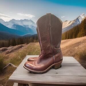 Vintage Frye Cowboy Boots Very Good Condition #2350 Made In USA 9.5D